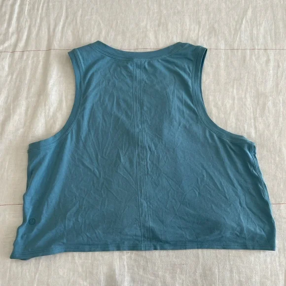Lululemon Tie Tank - Picture 2 of 3